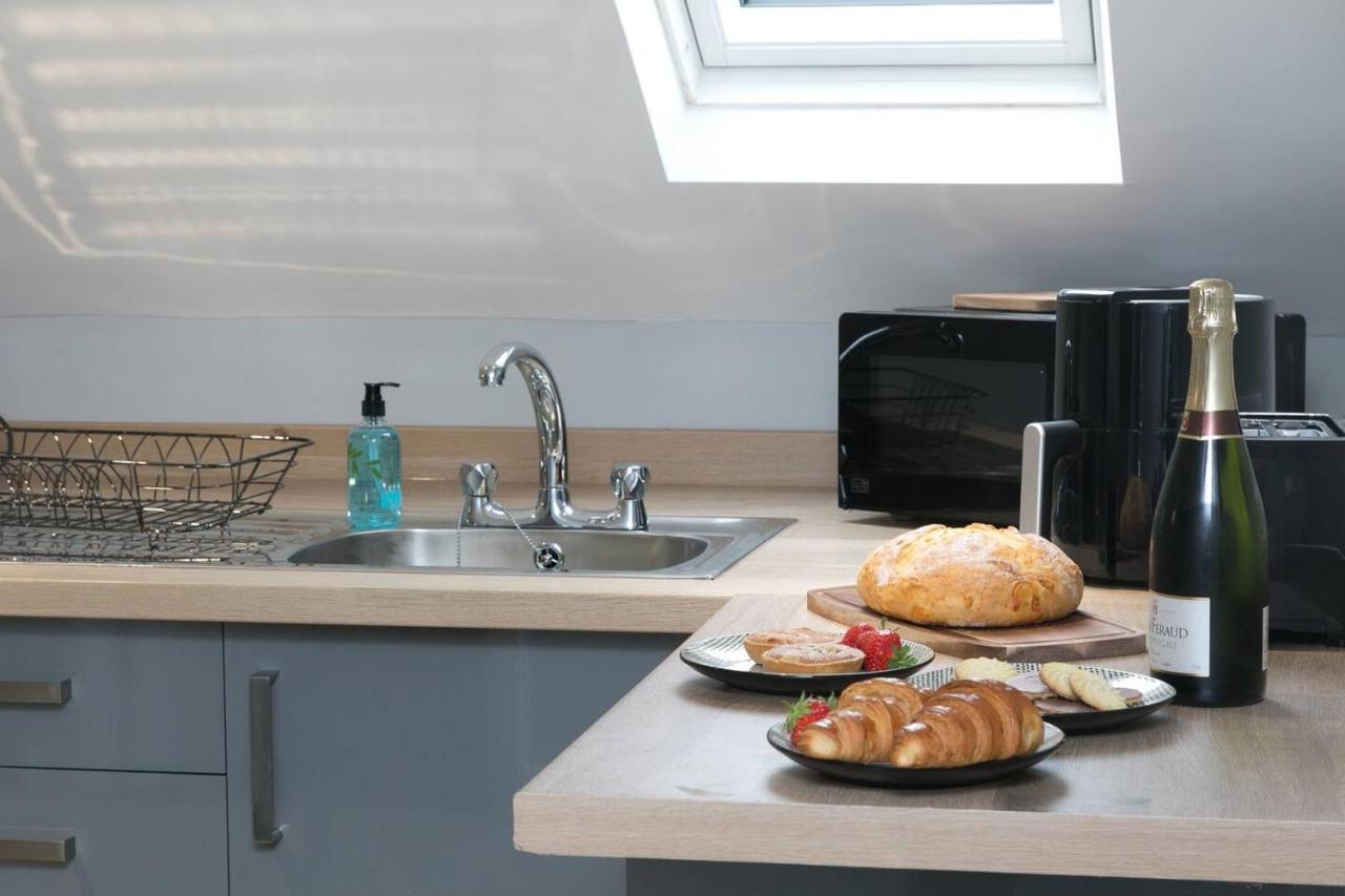 Pass The Keys Modern En-Suite Room In Country Pubrestaurant 2 Llanddona Exterior foto